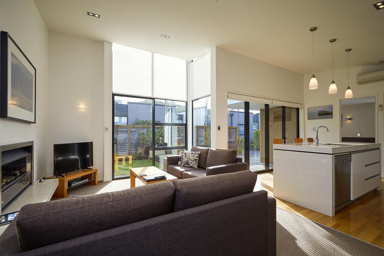 The Fairways Accommodation Kaikoura Exterior photo The interior of a typical apartment at the hotel